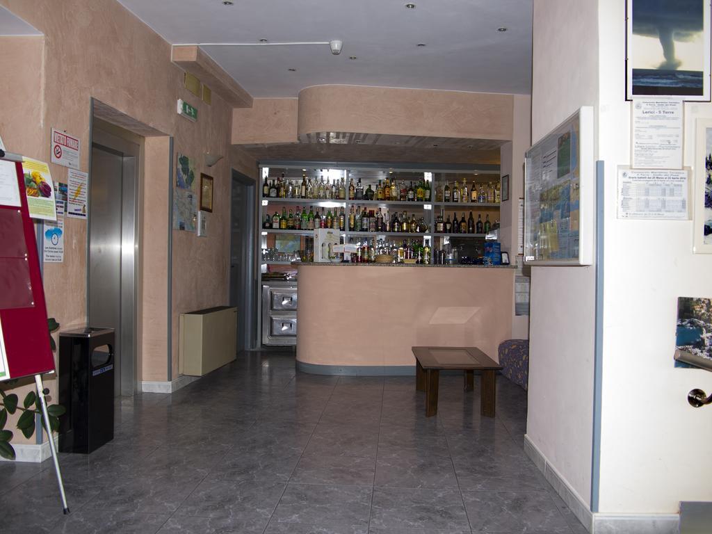 Hotel Cristallo Lerici Exterior photo